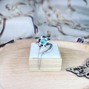 ✨NEW LAUNCH✨ S925 stamped silver Flower style with colored stone adjustable ring